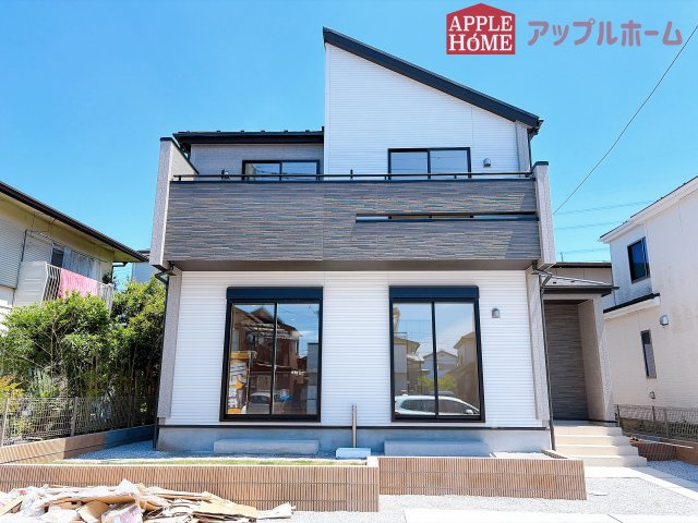[新築住宅] 坂戸市鶴舞 2丁目 5期 全1棟の外観|◆外観写真◆スタイリッシュな外観が目を引くお洒落ハウス！ぜひ一度内覧へお越しください！物件の魅力沢山お伝えします！いつでもお気軽にお問合せOKです！TEL「0120-466263」