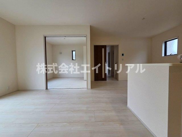 可児市大森台　新築戸建　全1棟の居間・リビング|1階