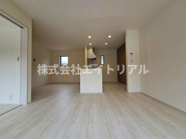 可児市大森台　新築戸建　全1棟の居間・リビング|1階