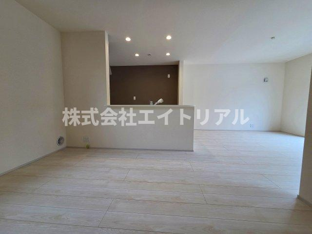 可児市大森台　新築戸建　全1棟の居間・リビング|1階