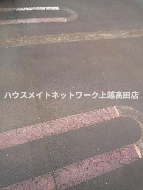 メゾン　ソレイユの駐車場|駐車場