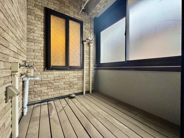 【７LLDDKK】柏市花野井中古戸建のバルコニー