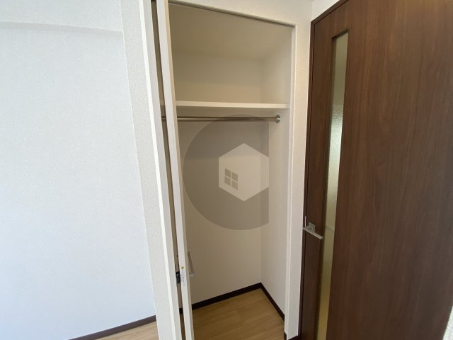 エムプラザ小阪駅前の収納