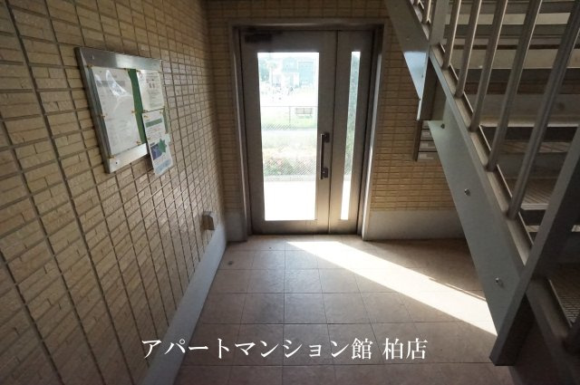 フローラルＡのロビー|※別号室参考写真です ※現況優先