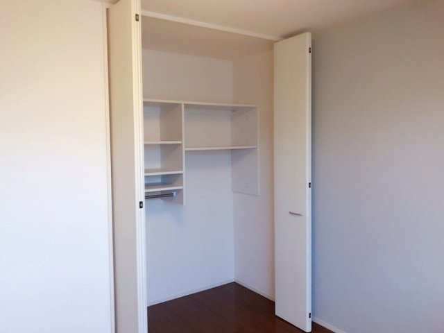 メゾン・ド・東通201の収納