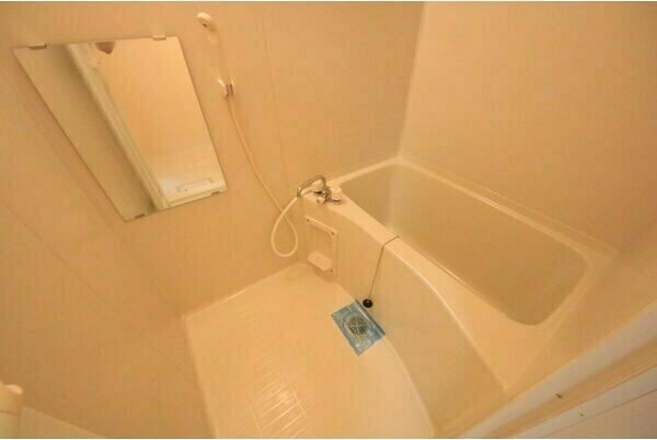 ランドハウス八事の浴室