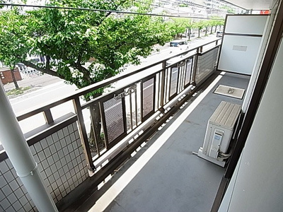 【バルコニー】 | 石塚ビル