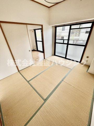 グリーンアベニュー壱番館の和室