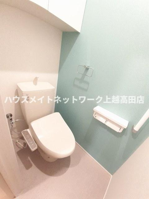 ノーブル　弐番館のトイレ|温水洗浄暖房便座
