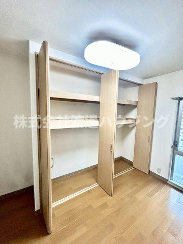 プレステージ新千里西町2号棟の収納|収納1間半ございます