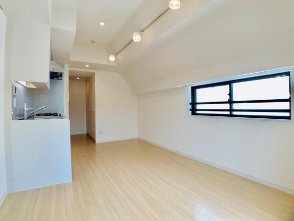 Ｂｒｉｌｌｉａ　ｉｓｔ　北沢の居間・リビング