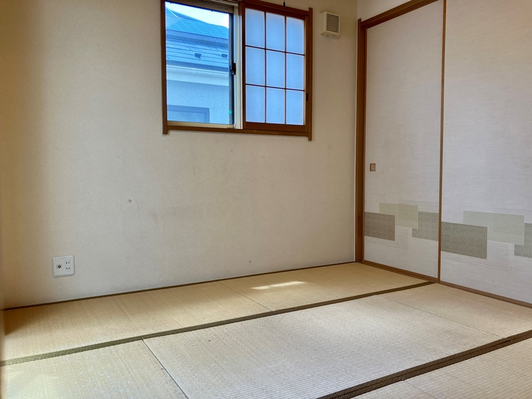 今宿町戸建の内装