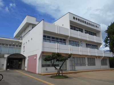 府中市立紅葉丘図書館まで1000m