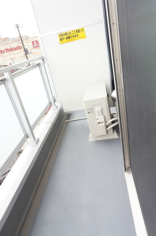 リブリ・MYUのバルコニー