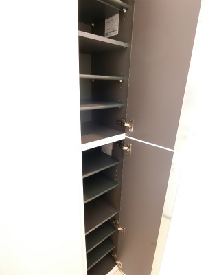 リブリ・MiiAの玄関