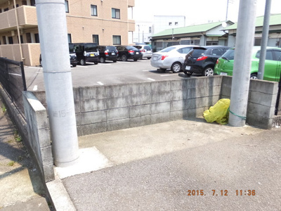 敷地内ゴミ捨て場