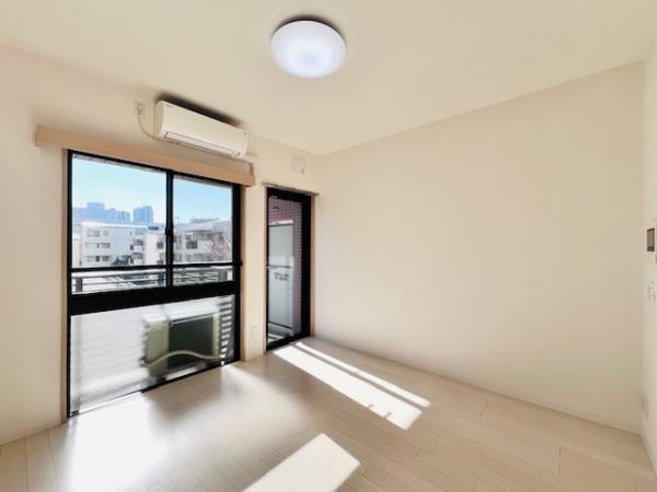 ＫＤＸレジデンス門前仲町の居間・リビング