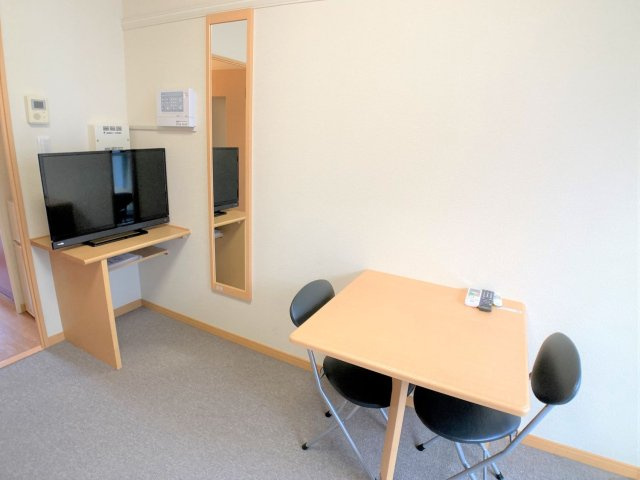 レオパレスグリーンエイジ鷹師のその他|設備・使用は号室により異なる為、現況を優先致します。