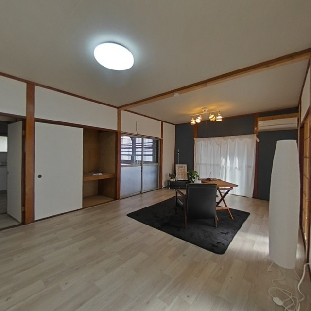 岐阜市次木戸建賃貸の居間・リビング|1階南洋室