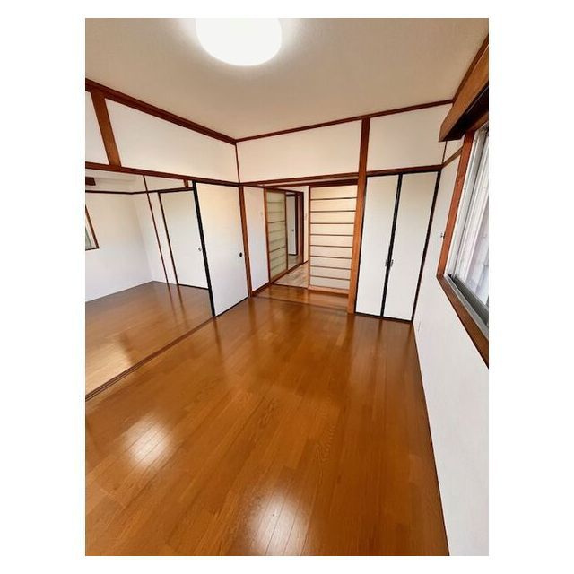 岐阜市鷺山向井町のアパートの内装