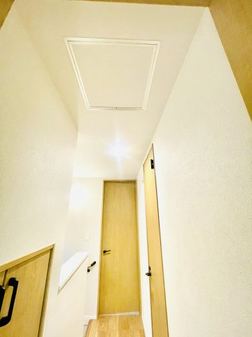 東尾久2丁目新築戸建のその他|屋根裏点検口