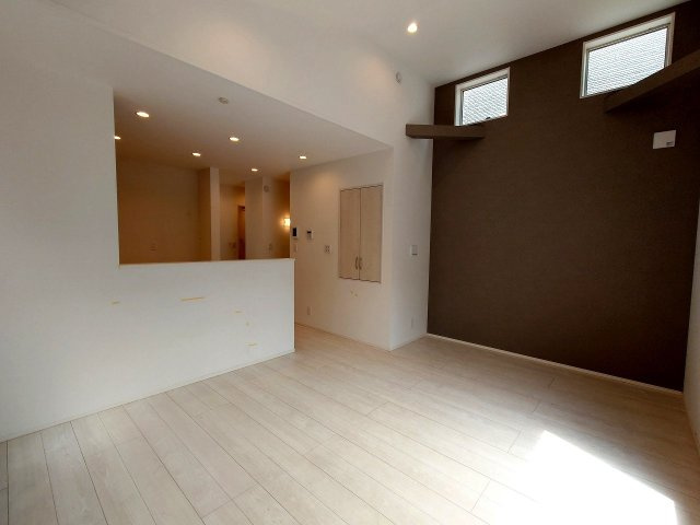 赤羽西4丁目中古戸建の居間・リビング