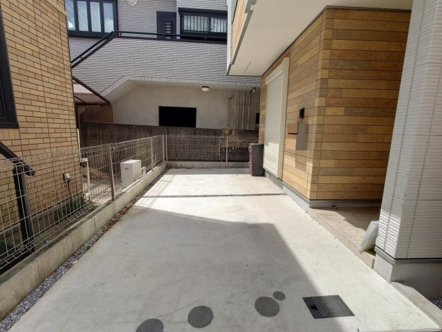 赤羽西4丁目中古戸建の玄関