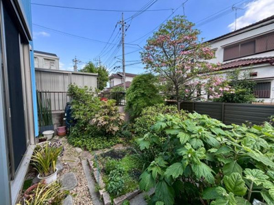 【庭】 | ●草加市谷塚町・戸建● | 広々としたお庭付きになっております♪