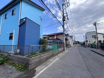 【前面道路含む現地写真】 | ●草加市谷塚町・戸建● | 角地のため、日当たり良好です♪