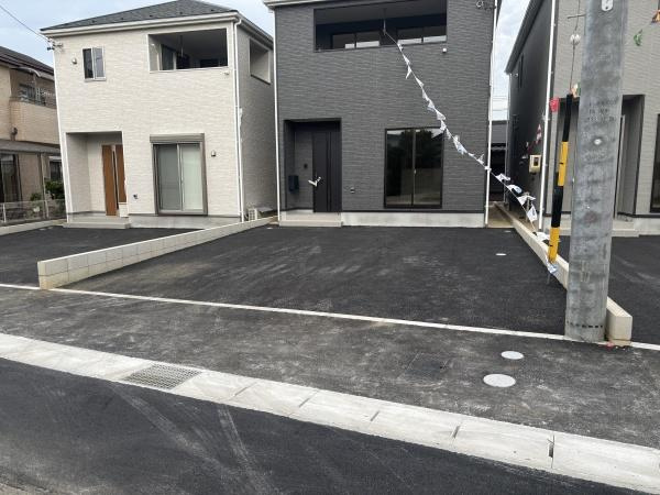 岡崎市上地第9　全7棟・2号棟の駐車場|広々２台駐車できます！