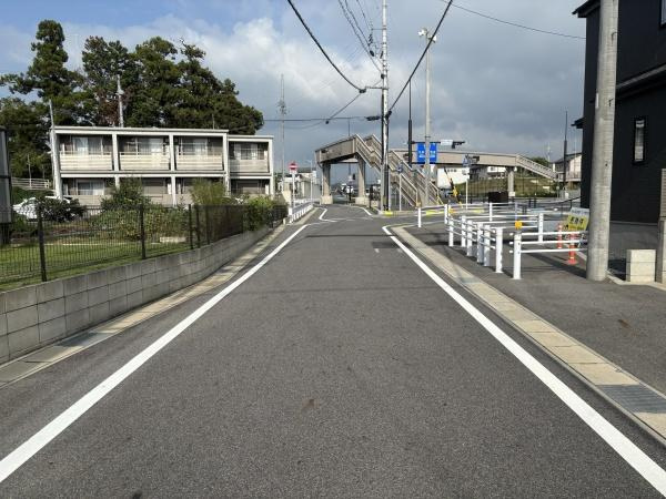 豊田市寺部町3丁目　全1棟・A号棟の前面道路含む現地写真|前面道路です。