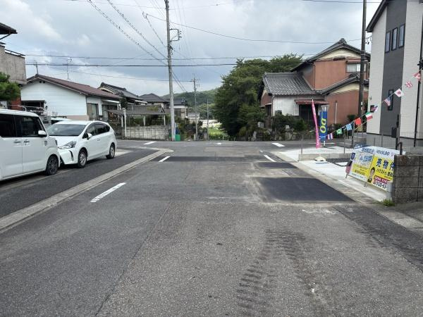 豊田市志賀町高洞　全2棟・A号棟の前面道路含む現地写真|前面道路です。