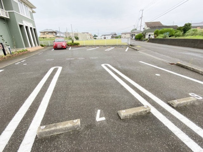 【駐車場】 | ヴァン・ルミエール　Ⅰ