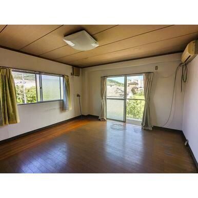 揖保郡太子町太田　中古戸建の洋室