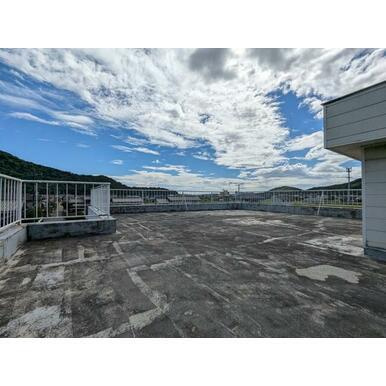 揖保郡太子町太田　中古戸建のバルコニー