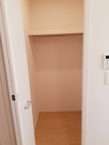 エピナール緑が丘の収納