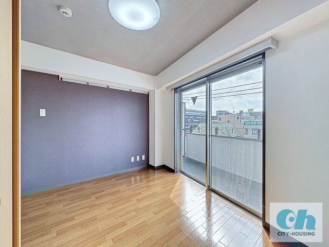 今溝ビル 403号室の居間・リビング