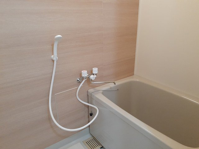 メゾンセレッソの浴室