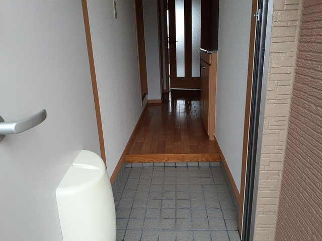 パステール砺波Ｂの玄関