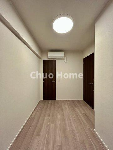 プラウド上野松が谷の子供部屋|【子供部屋】お子様を持つ家庭の約6割が「家族や子どものため」に購入を希望。入学後の転校を避け、広い空間でのびのび育てたいなどの親心が、家探しのきっかけになっているようです。