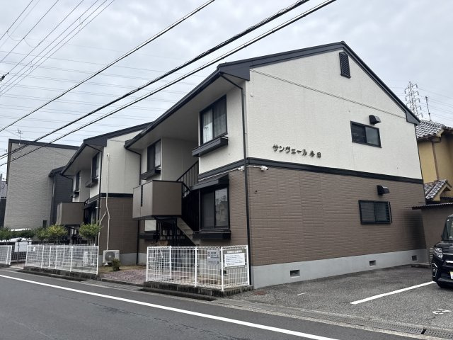 サンヴェール春日の外観