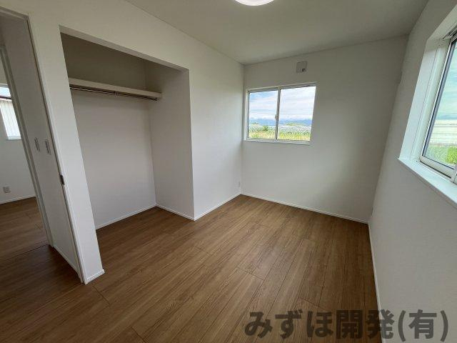 東村山郡山辺町大字山辺2241-20の洋室|２階洋室