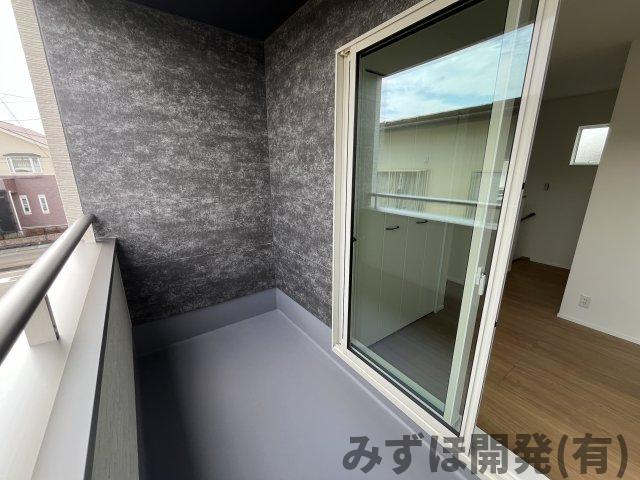 東村山郡山辺町大字山辺2241-20のバルコニー