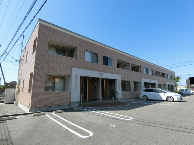 ＫＩＮＯＰＩＯ　ＳＡＮＢＯＮＭＡＴＳＵ（キノピオ三本松）の外観