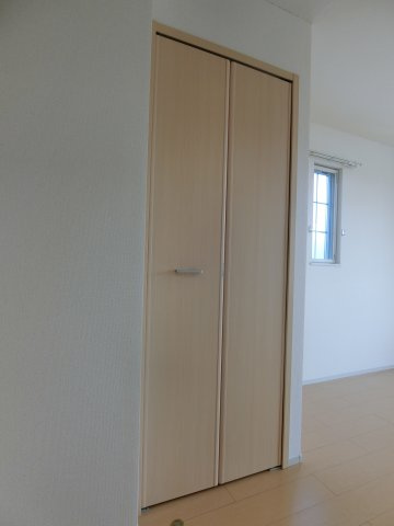 ＬＡＰＩＮＥ（ラピーヌ）Ａの収納