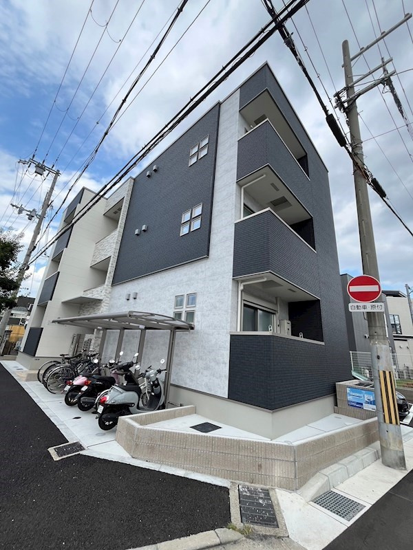 フジパレス阪神尼崎の外観|外観もきれいです
