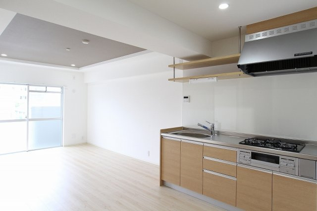 メゾン木村３０６