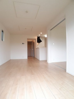 【居間・リビング】 | ヴェリテ・ヴィラージュ | 居間です