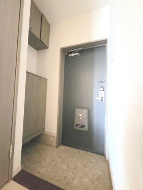 プログレスの玄関