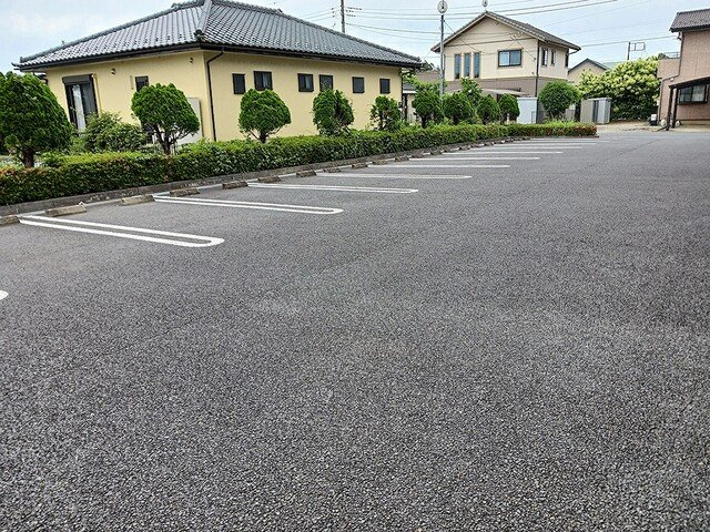 フェアリーⅡの駐車場